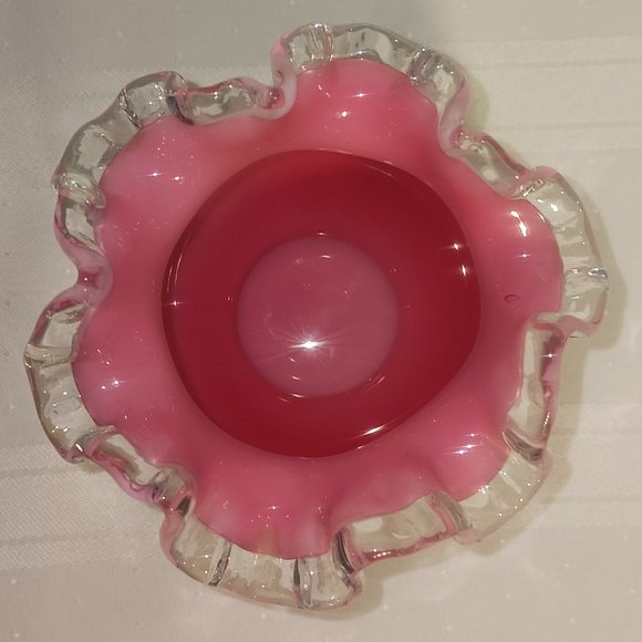 Vintage Fenton Pink Silver Crest Vase ca. 1941 - 1953 - Picture 3 of 4